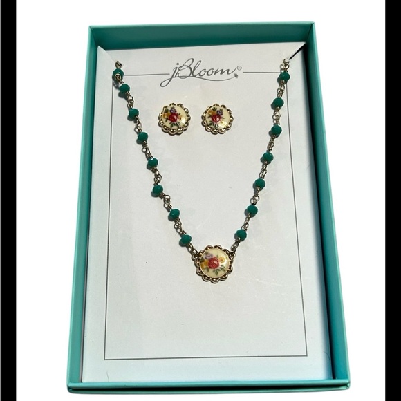 J Bloom Jewelry - J Bloom Vintage Style Gold Chain W Teal Beads And Floral Pendant NWOT